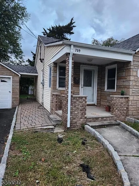 709 Huff Ave photo 1