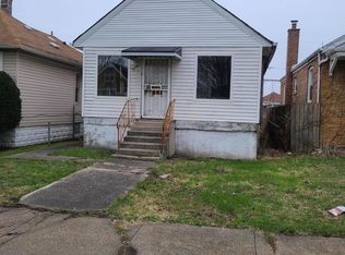 8930 S Euclid Ave, Chicago, IL 60617