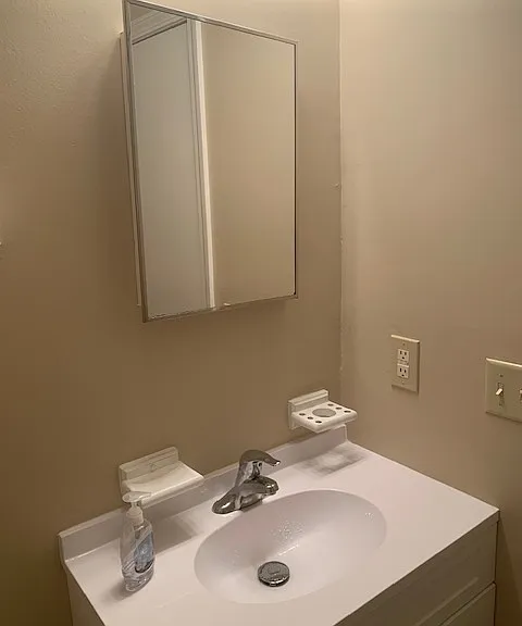 412 Green Tree Cir — Photo 7