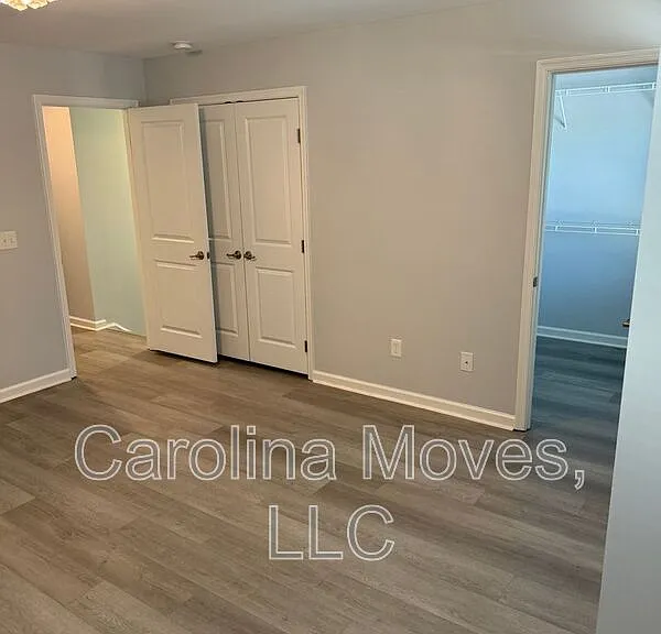 479 Woodbark Ct — Photo 7