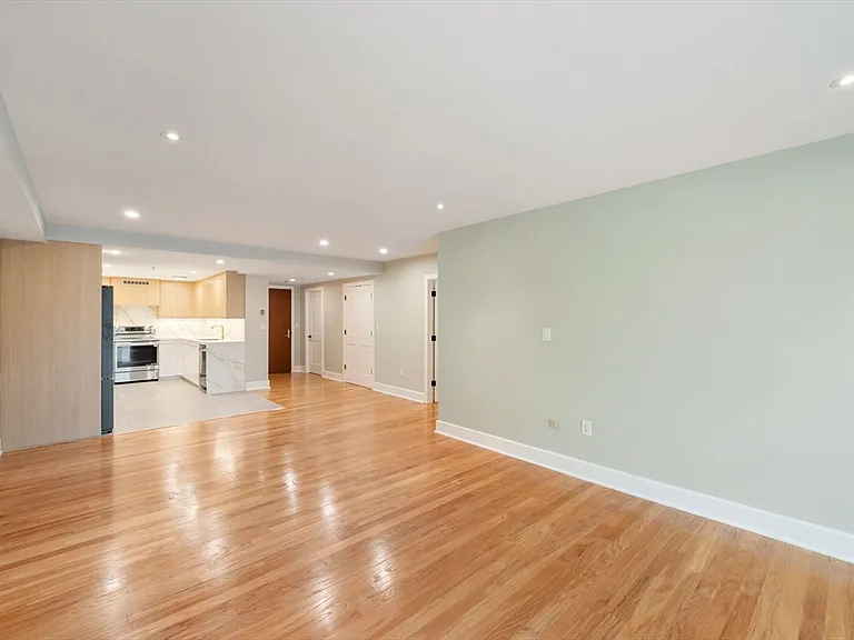 75-83 Cambridge Pkwy #101 — Photo 26