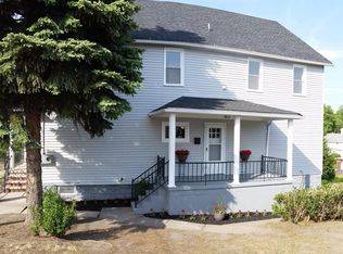 822 Walnut St, Avoca, PA 18641