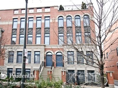 708 N Orleans St #30D, Chicago, IL, 60654