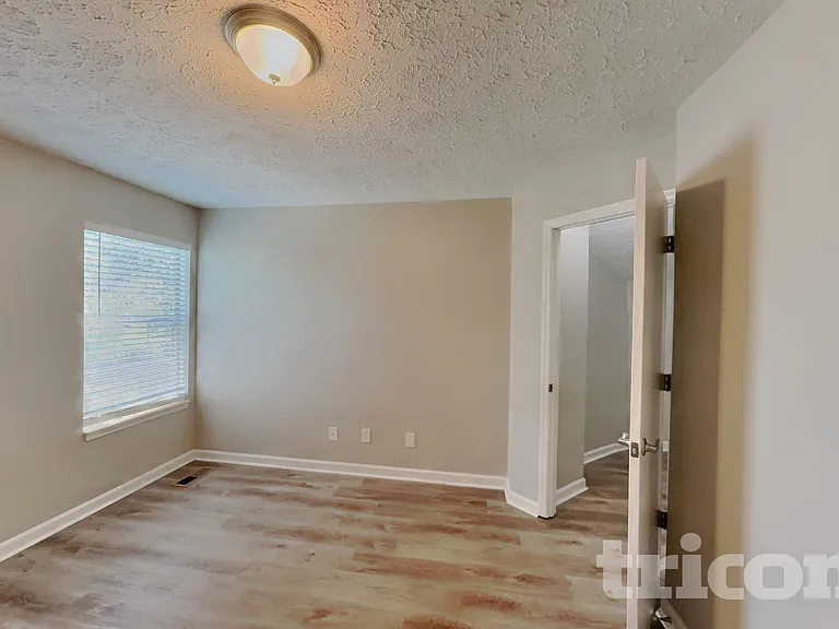 2773 River Bend Dr — Photo 13
