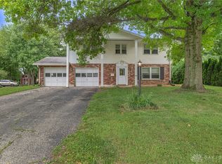 1635 Westbrook Dr, Dayton, OH 45434