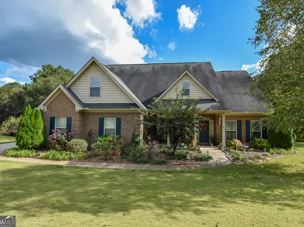 142 Magnolia Trce, Milner, GA 30257
