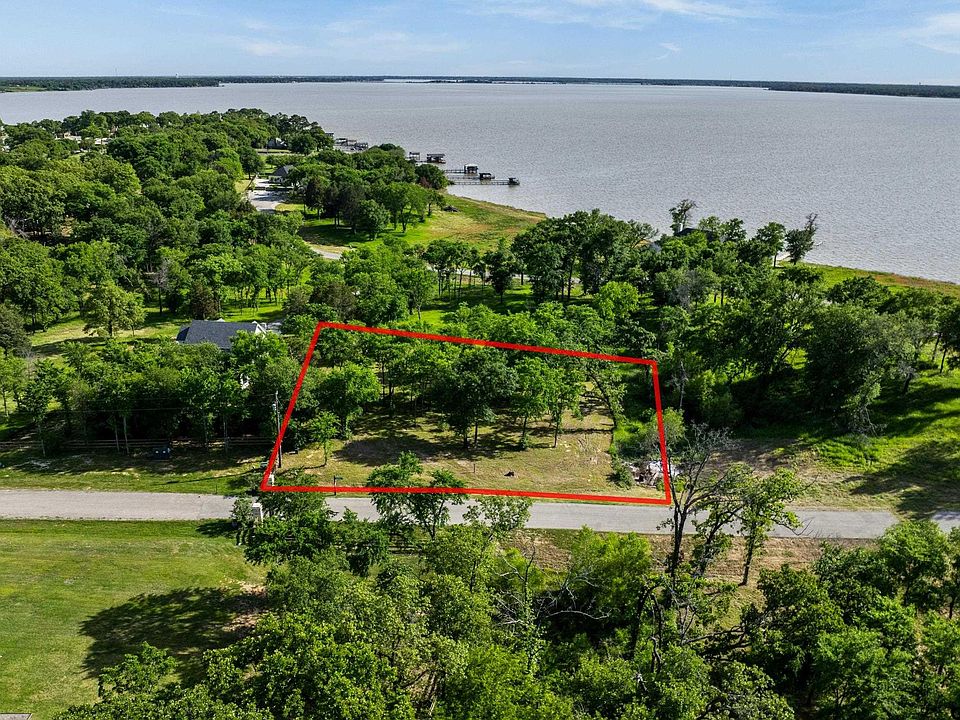 1st image of 1606 Shoreline Dr