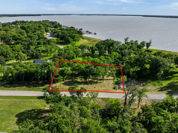 1606 Shoreline Dr, Kemp, TX 75143