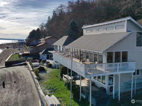 7365 Mikes Fishing Place, Clinton, WA 98236