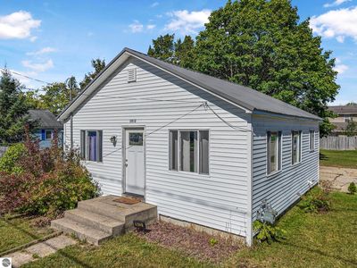 1402 Chestnut St, Cadillac, MI, 49601