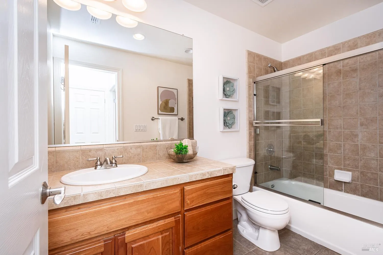 920 2nd Street E - Photo 9