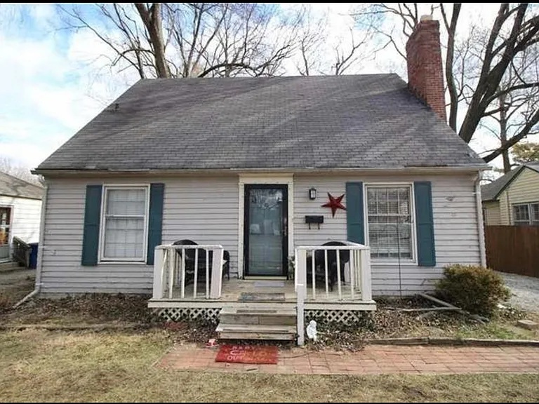 5757 N Keystone Ave — Photo 1