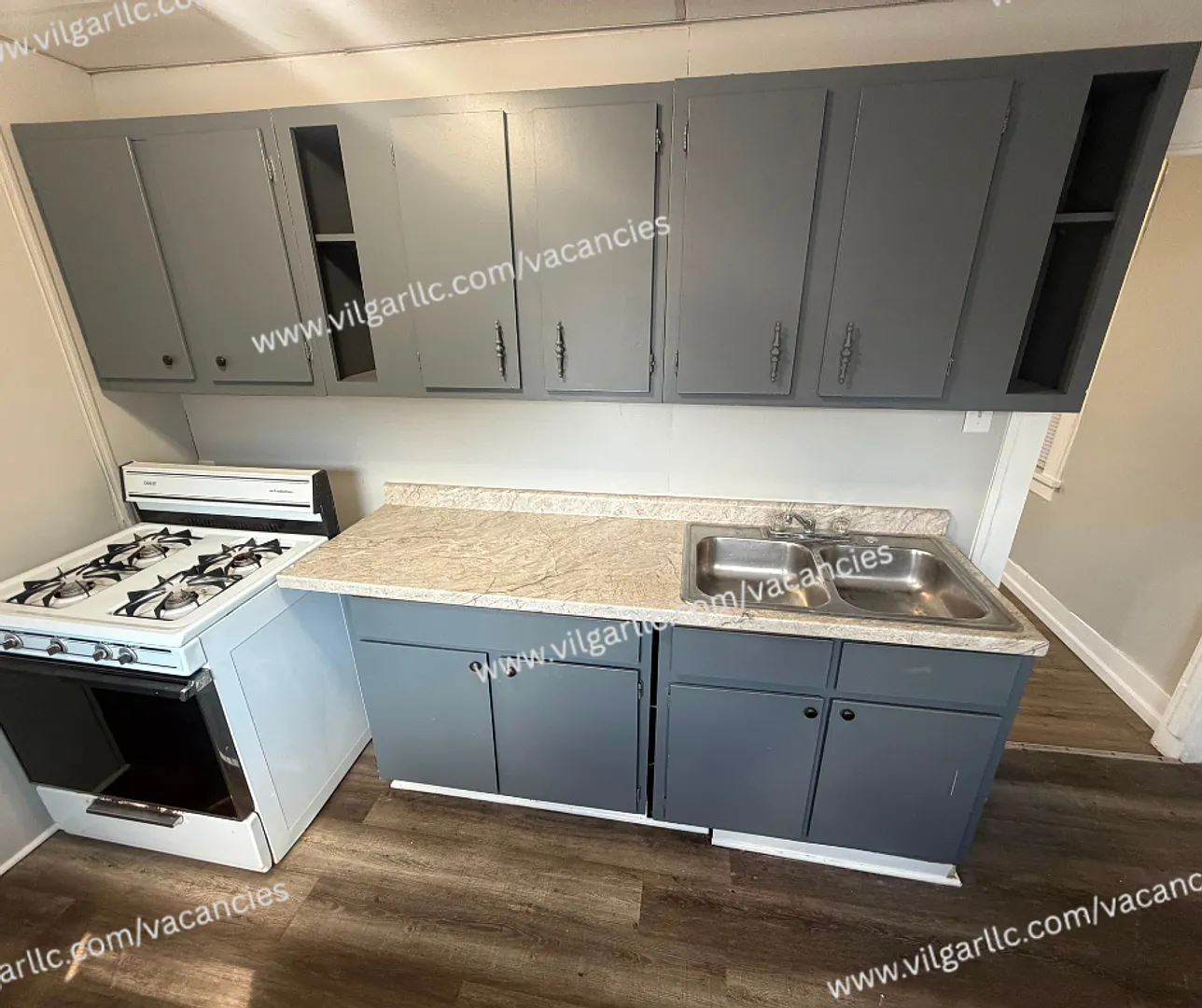 4834 Euclid Ave — Photo 3