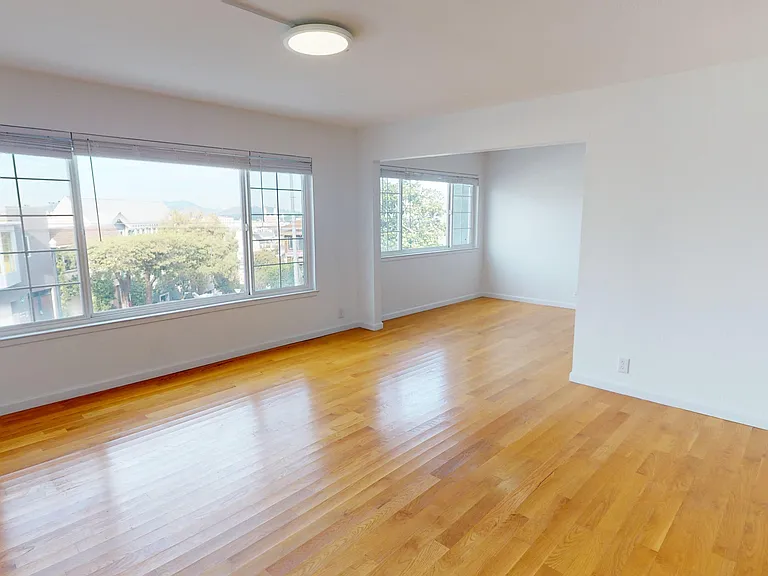 1040 Ashbury St — Photo 24