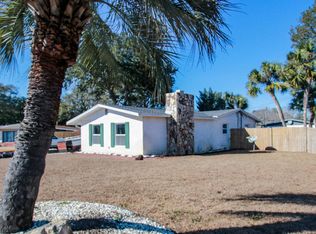 145 W Terry Cir, Mary Esther, FL 32569
