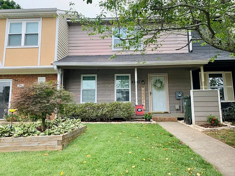 4000 Sand Wedge Cir NW — Photo 1
