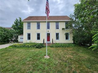 302 Dodge Ave, Sackets harbor, NY 13685