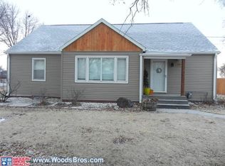 2024 N Nebraska Ave, York, NE 68467
