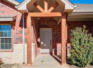 606 N 5th St, Wolfforth, TX 79382