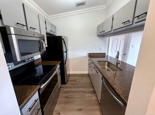 9466 Boca Cove Cir, Boca Raton, FL 33428