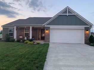 104 Ruby Farm Dr, Mount Washington, KY 40047