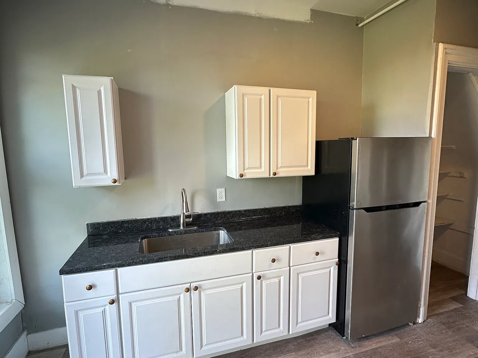 1 bed, $1,215 — Photo 2