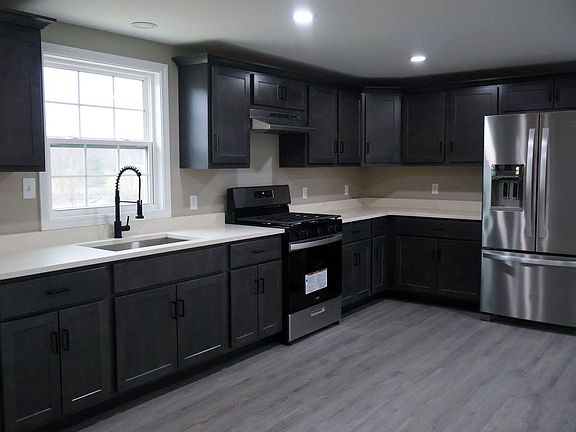 4th image of 17429 12th Rd