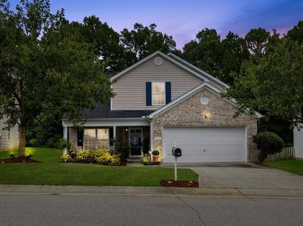 505 Pyracantha Dr, Holly Springs, NC 27540