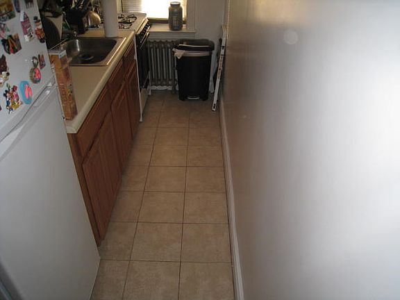 5th image of 3521 32nd St #A4