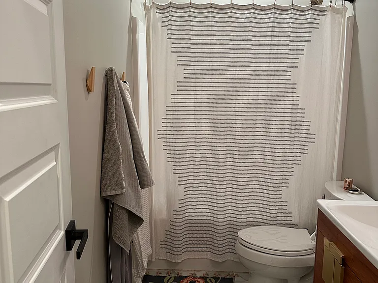 2900 Woods Pl — Photo 7