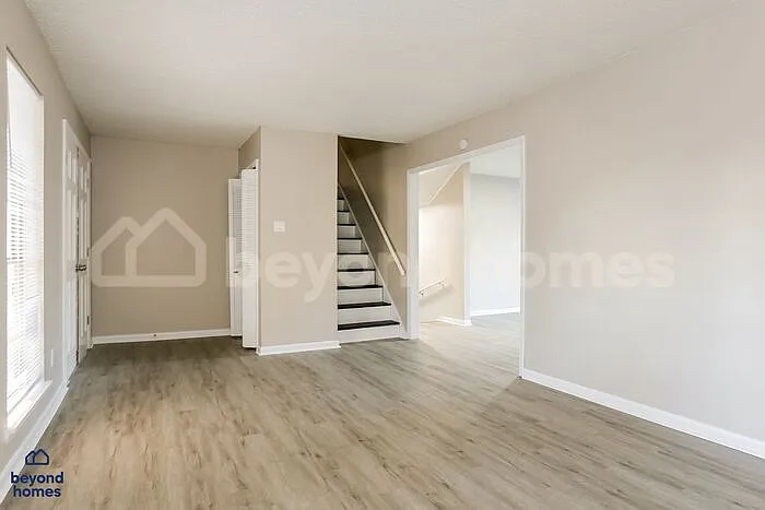 74 Cardinal Valley Dr — Photo 3