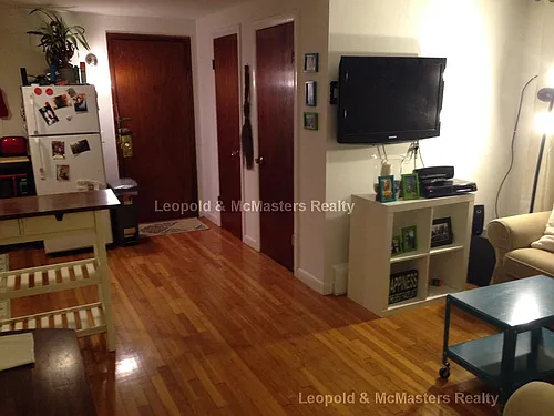 146 Oxford St #B Photo 1