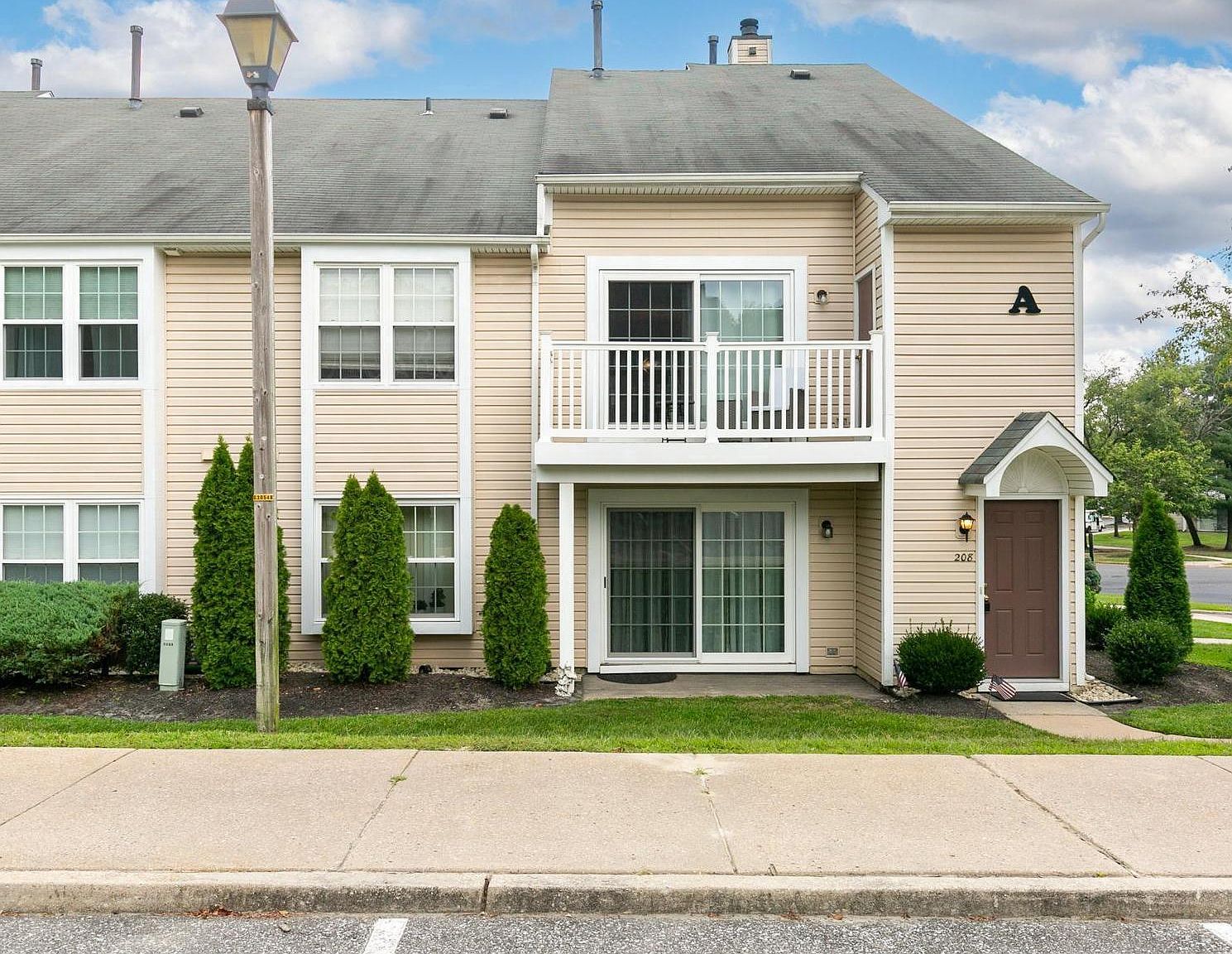 208 Boothby Ct #208, Sewell, NJ 08080 | Zillow