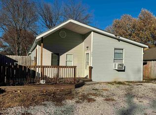 206 E Lucy St, Mc Louth, KS 66054