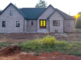73 Whipoorwill Dr, Russellville, KY 42276