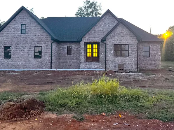 73 Whipoorwill Dr, Russellville, KY 42276