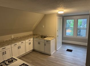 12 Harding Pl #3, New Haven, CT 06511
