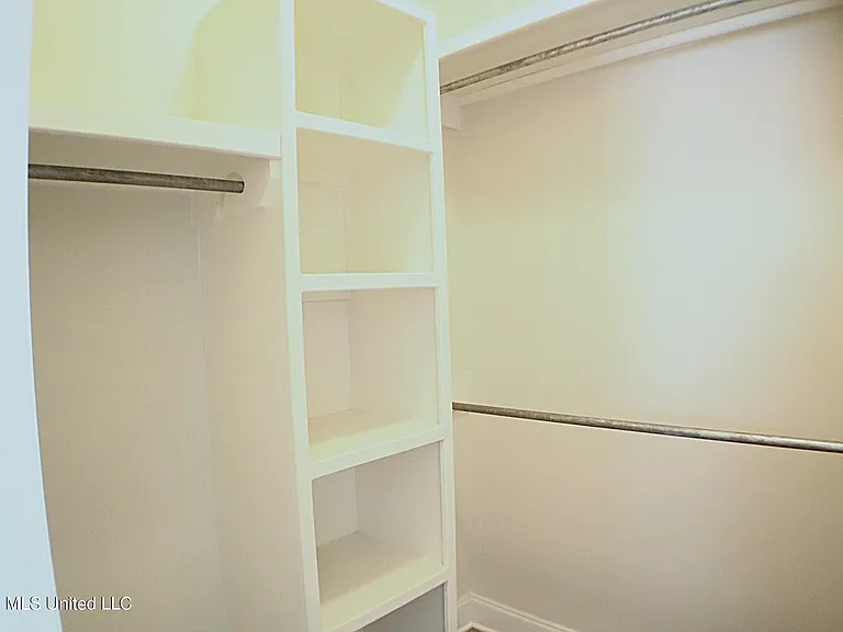 146 Tradition Pkwy — Photo 16
