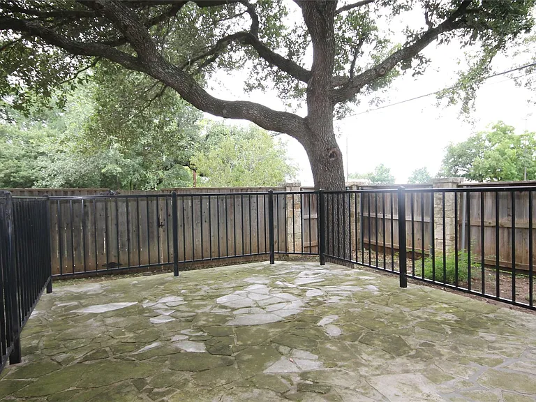 11558 Spicewood Pkwy #13 — Photo 19