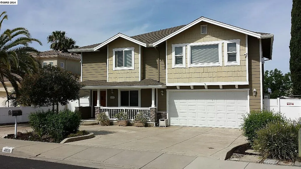 4850 South Point photo 1