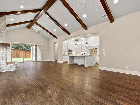 Family Room looking into kitchen