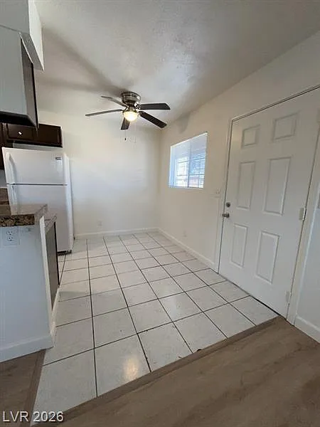 1521 Cobb Ln — Photo 2