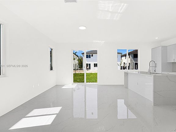 3rd image of 22485 SW 125th Ave #16A