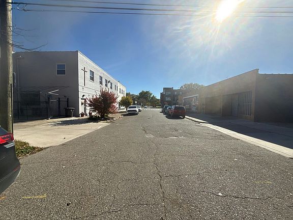 5th image of 5027 Kensington Ave