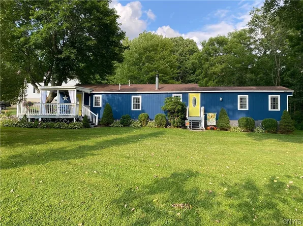 25 Washer Rd, Phoenix, NY 13135
