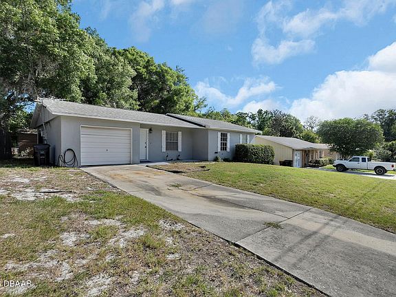 2nd image of 555 Sandy Pines Dr