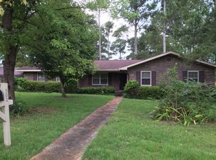 1502 Continental Dr, Dothan, AL 36301