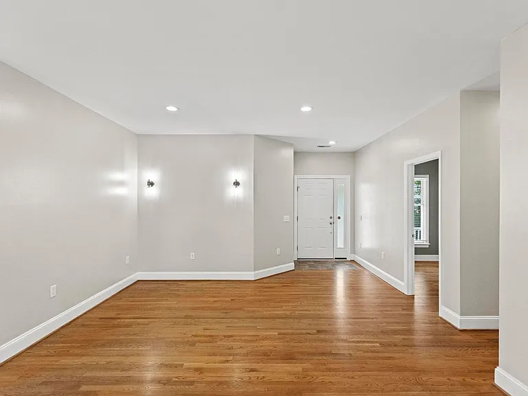 10176 Stoney Brook Ct SE — Photo 5