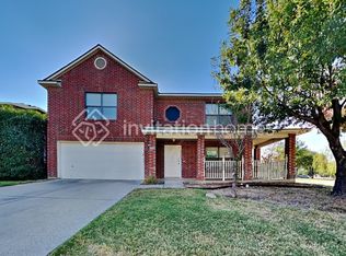 8563 Birch Creek Rd, Fort Worth, TX 76244