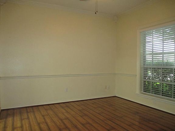 5th image of 3401 Sterling Dr